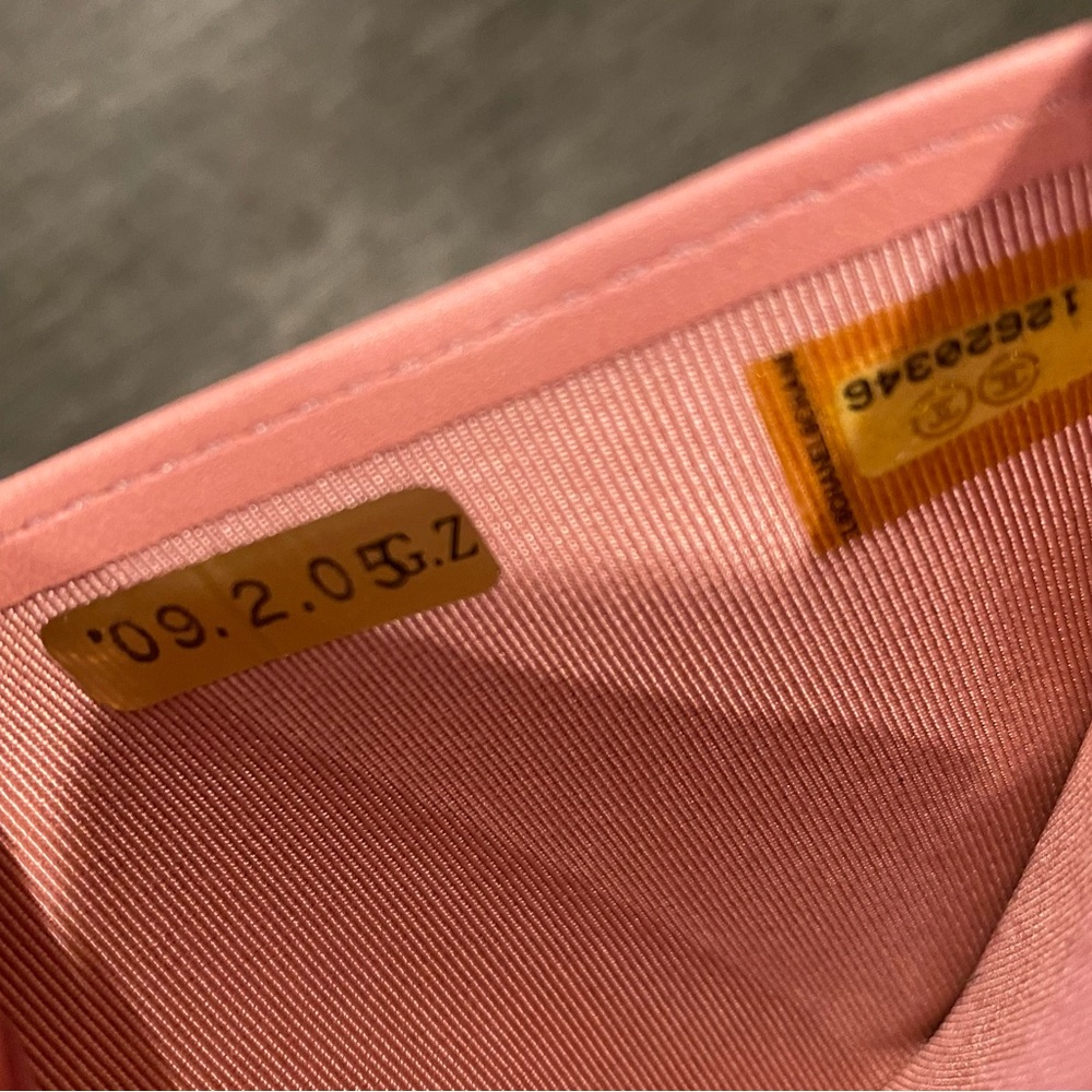 Pre Love pink Chanel wallet. See picture for details. Good condition. DM me
